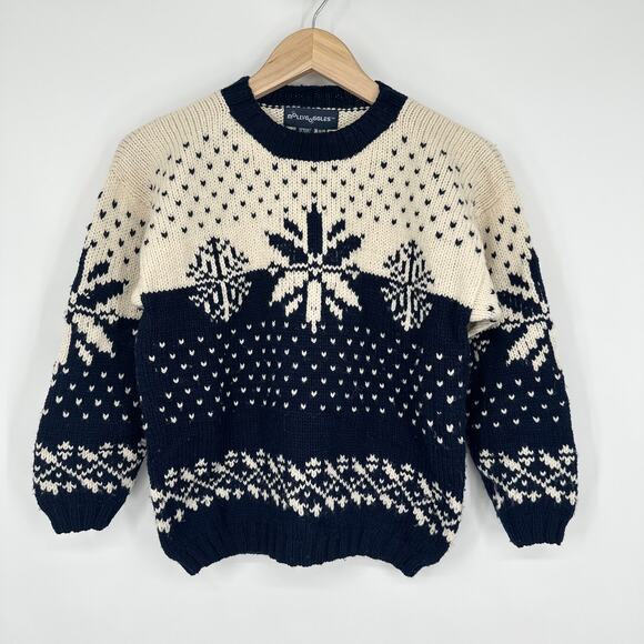 Vintage Hand Knit 100% Wool Molly Googles Sweater Fair Isle Snowflake Crewneck - Picture 1 of 7